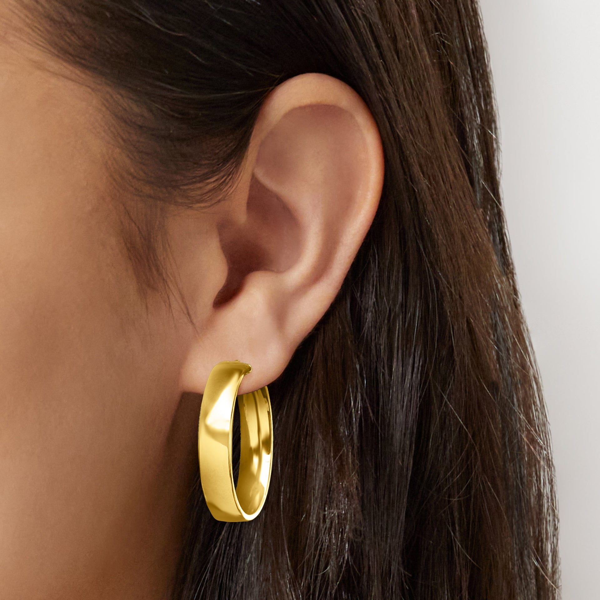 Canaria Italian 10kt Yellow Gold Hoop Earrings