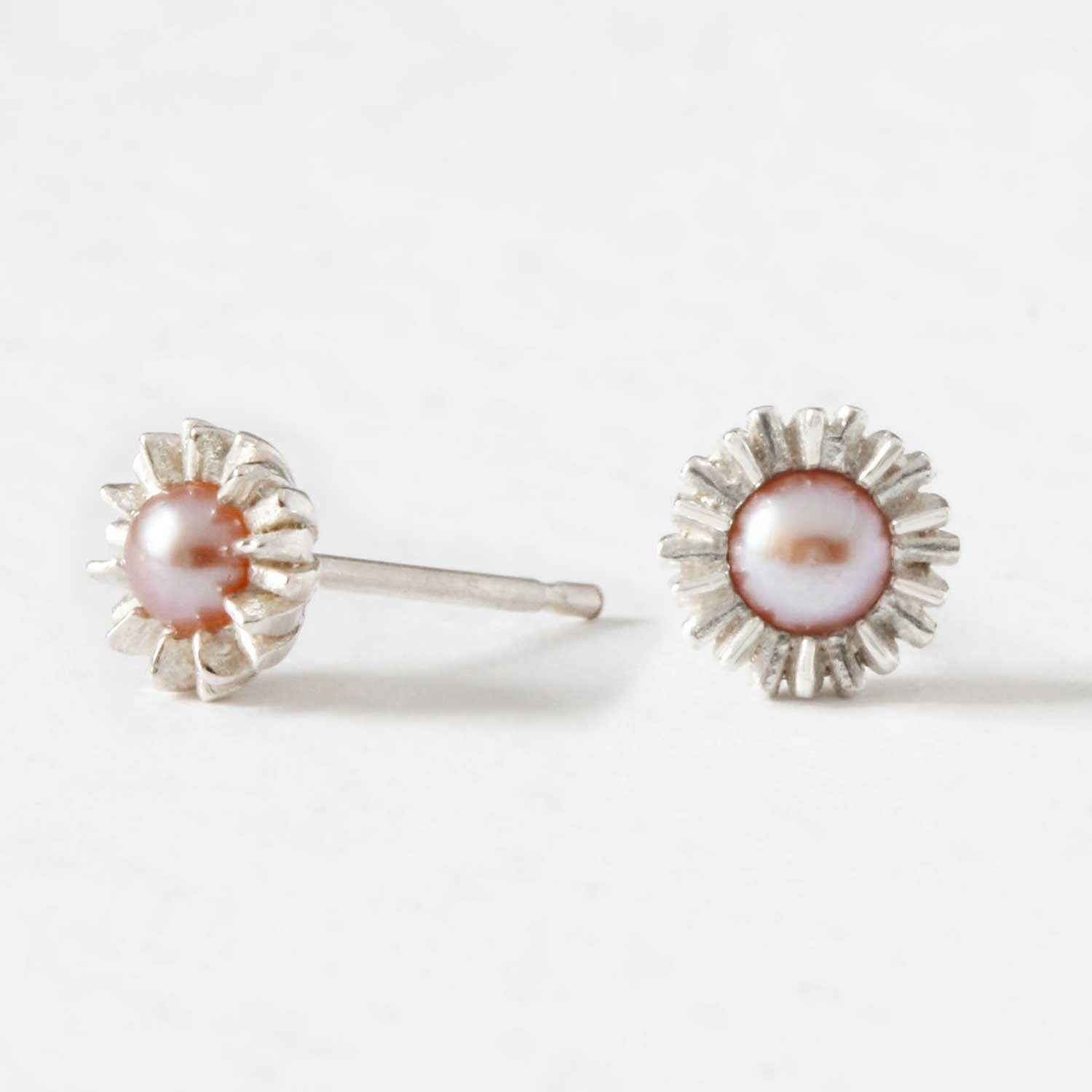 Dahlia Bud Freshwater Pearl Earrings – Silver