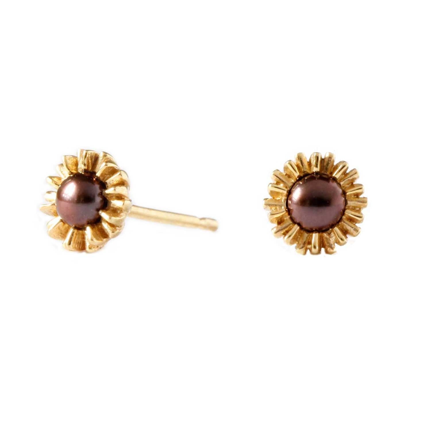 Dahlia Bud Peacock Pearl Earrings - Gold