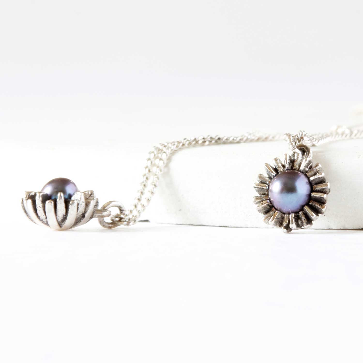 Dahlia Bud Peacock Pearl Necklace – Silver