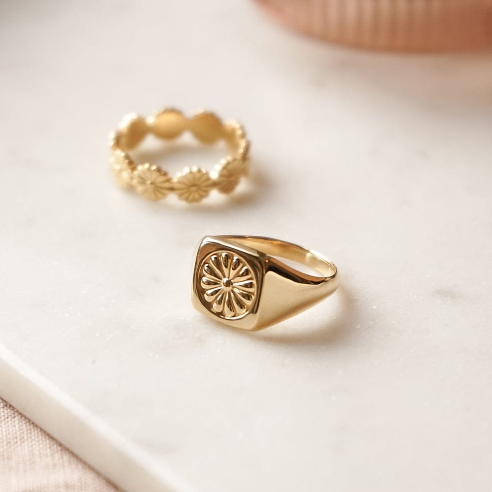 daisy-bloom-signet-ring-18ct-gold-plated-daisy-london