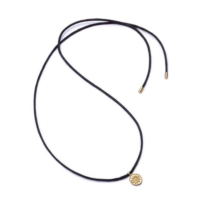 daisy-cord-flower-necklace-18ct-gold-plated-daisy-london