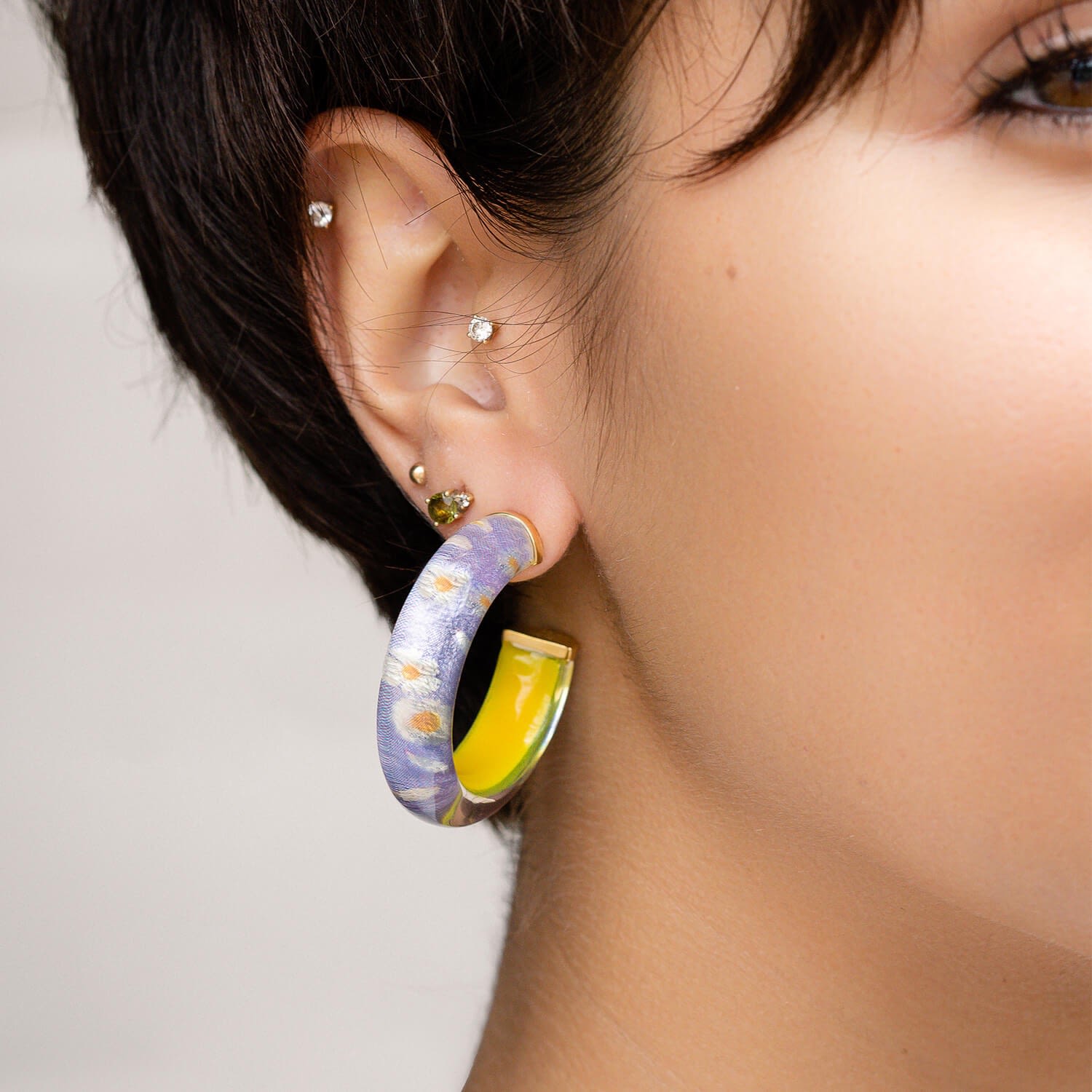 Daisy Dukes Flower Lucite Hoops