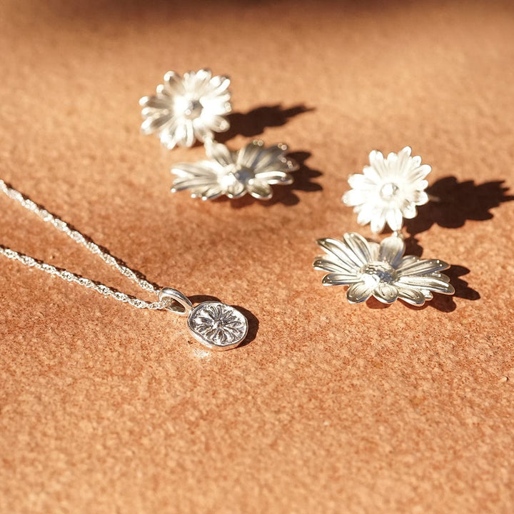 daisy-flower-necklace-sterling-silver-daisy-london