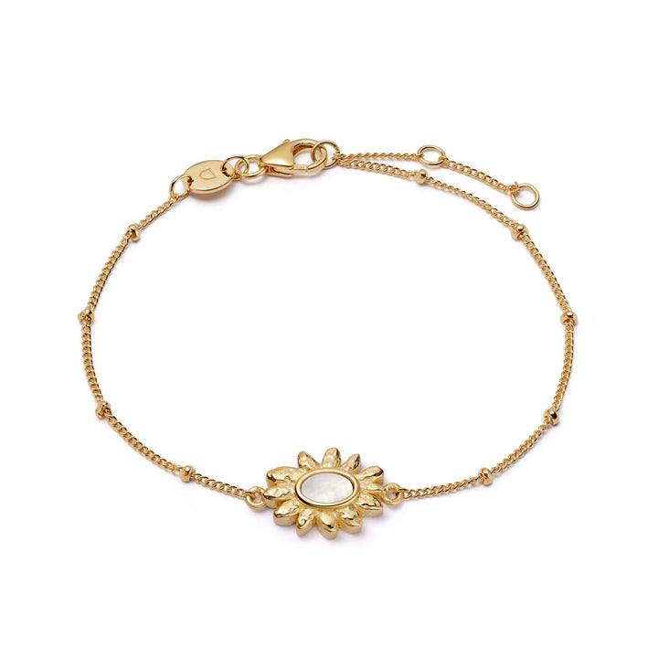 daisy-mother-of-pearl-bracelet-18ct-gold-plated-daisy-london
