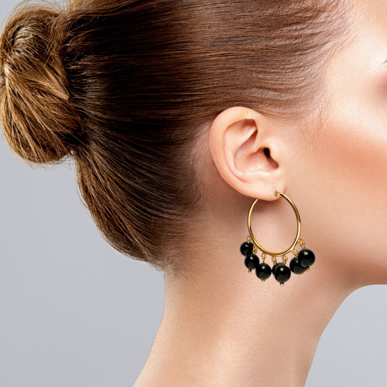 Daniela Hoop Onyx Earrings