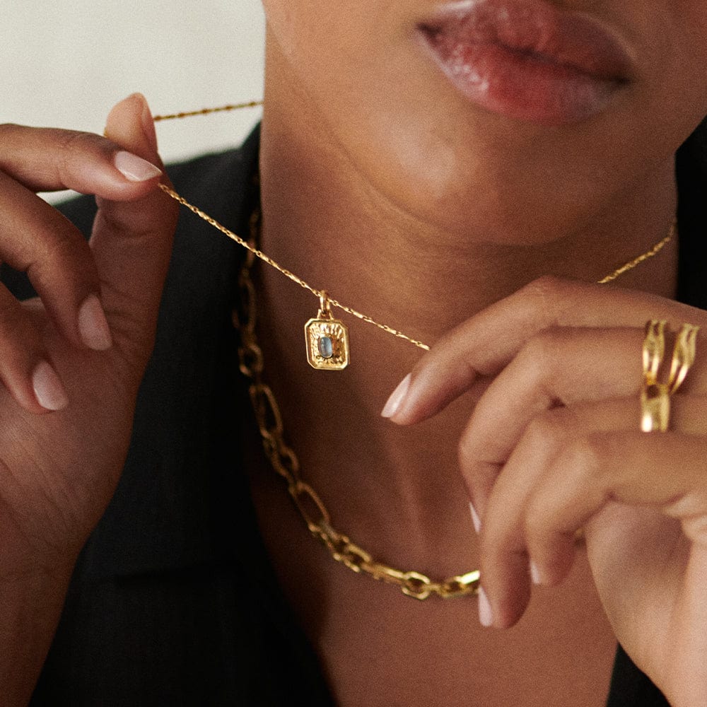 december-blue-topaz-birthstone-necklace-18ct-gold-plated-daisy-london