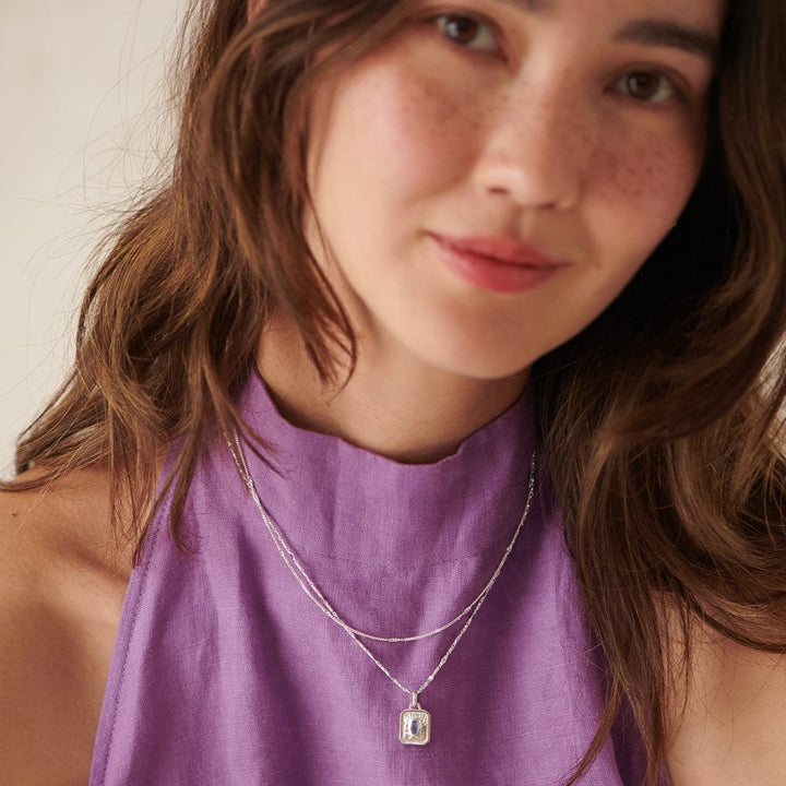 december-blue-topaz-birthstone-necklace-sterling-silver-daisy-london