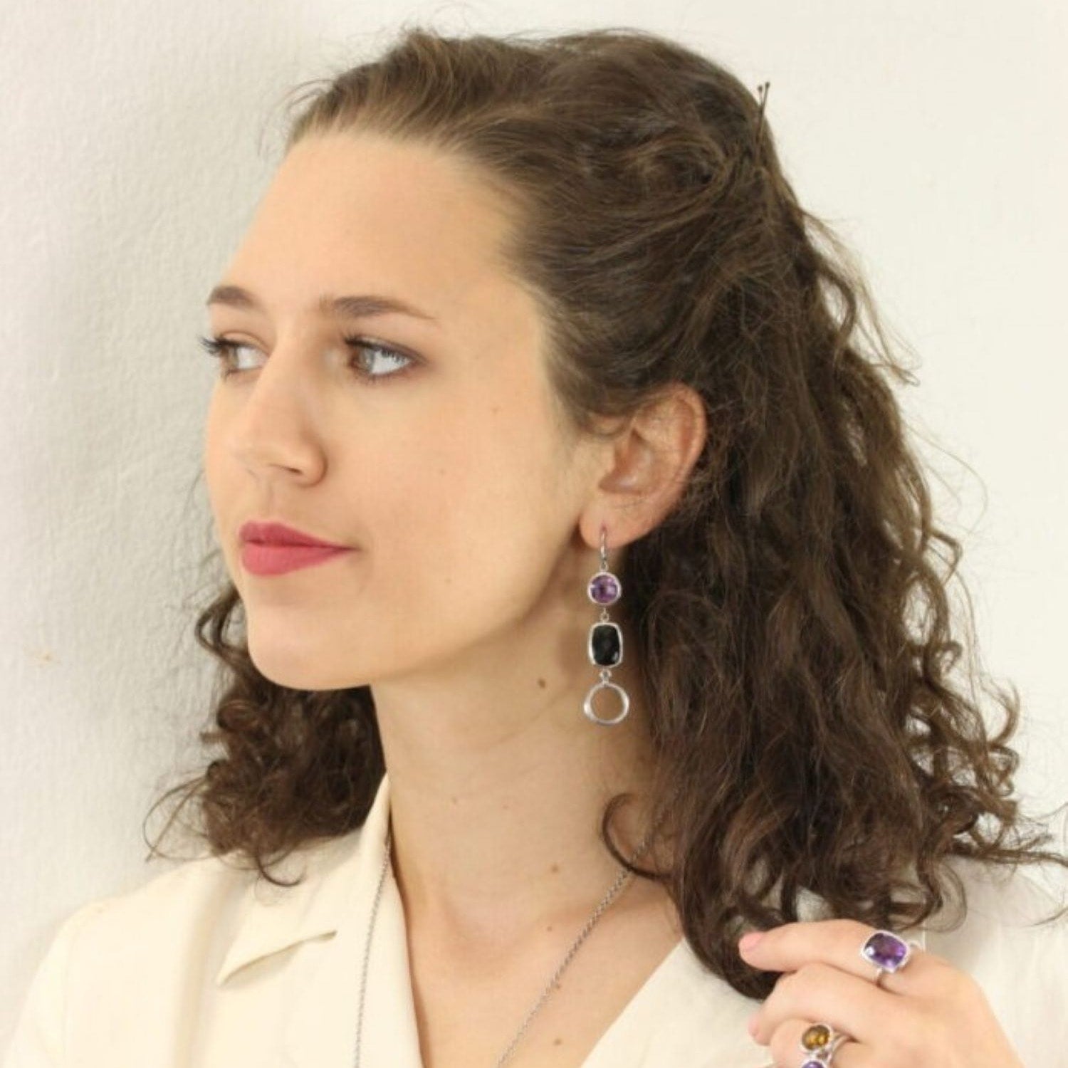 Desert Night’s Queen Chandelier Earrings In Sterling Silver