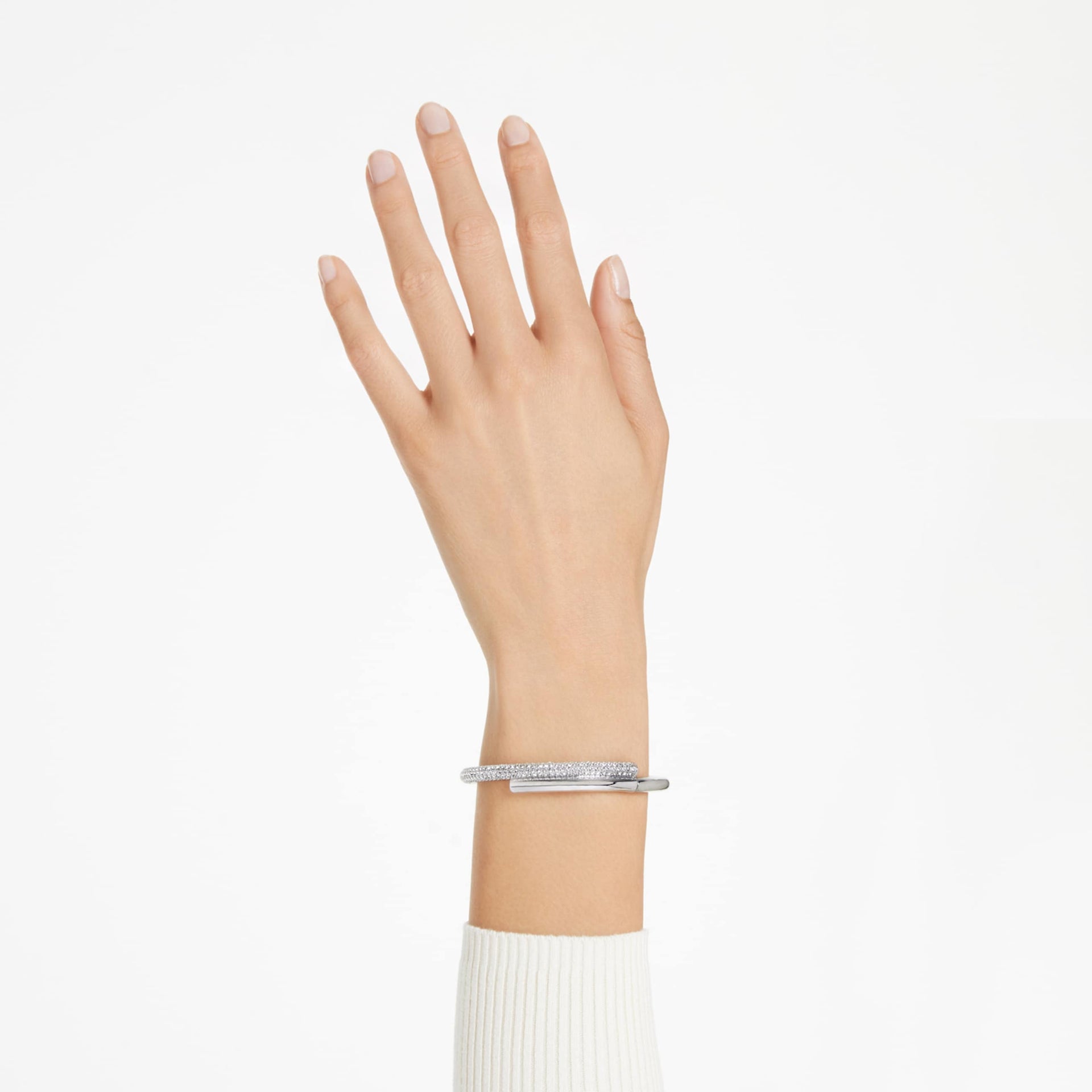 DEXTERA BANGLE MAGNETIC CLOSURE WHITE RHODIUM PLATED