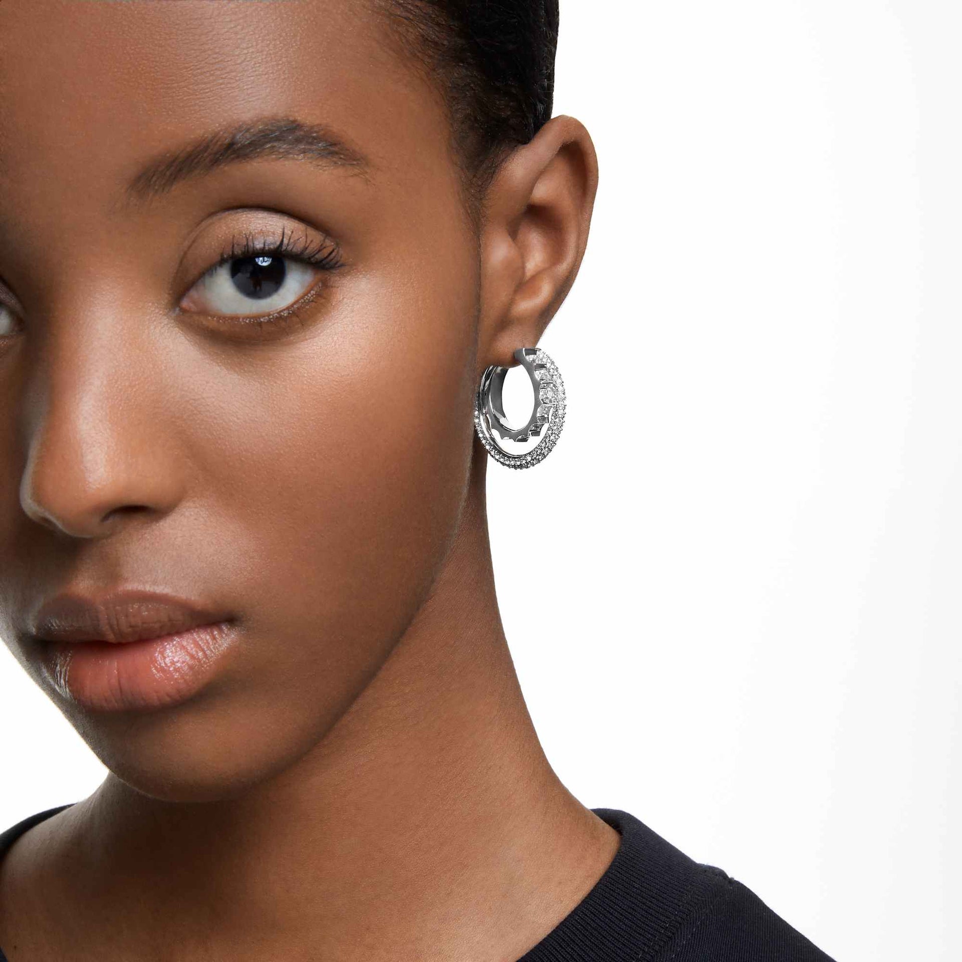 dextera-hoop-earrings-swarovski