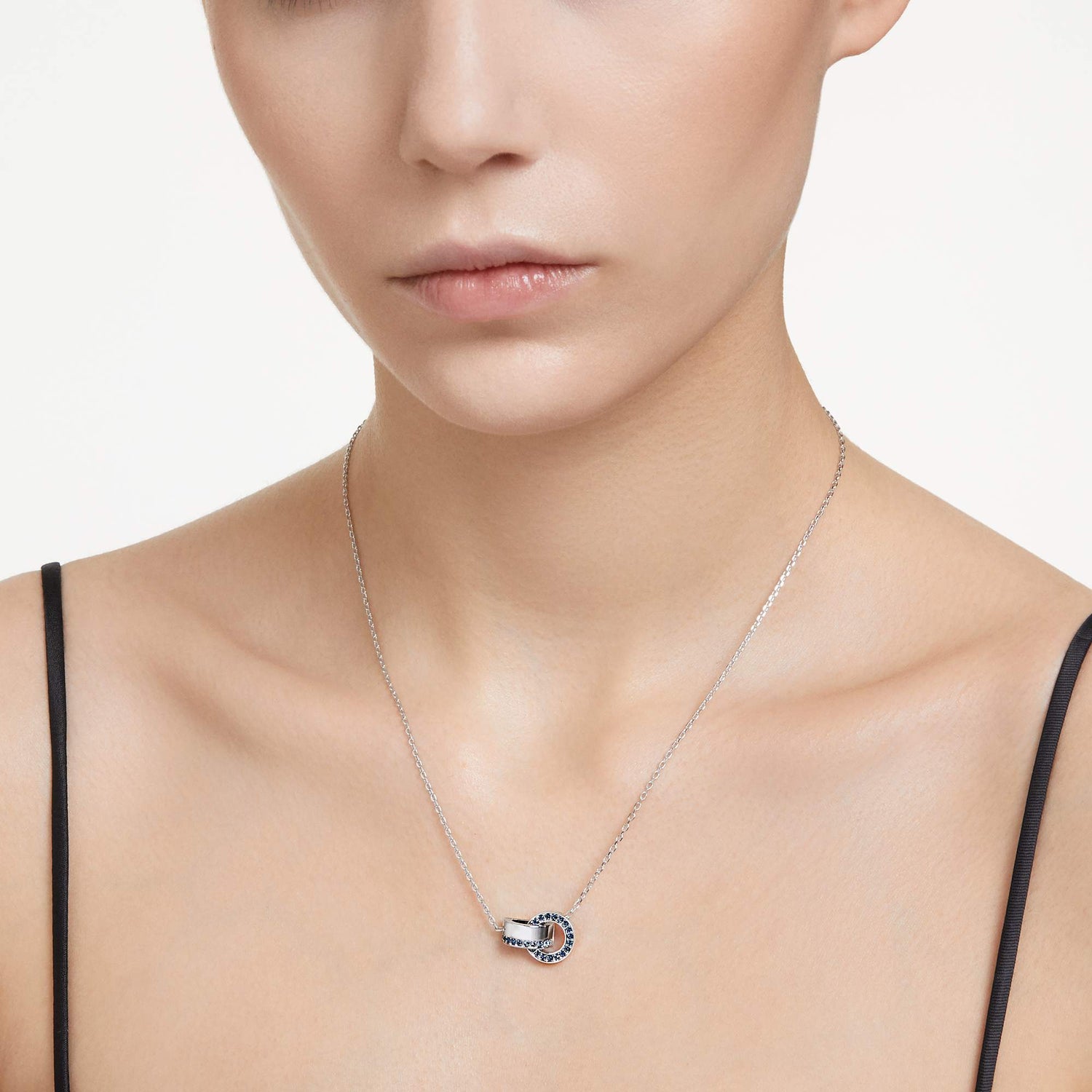 dextera-pendant-swarovski