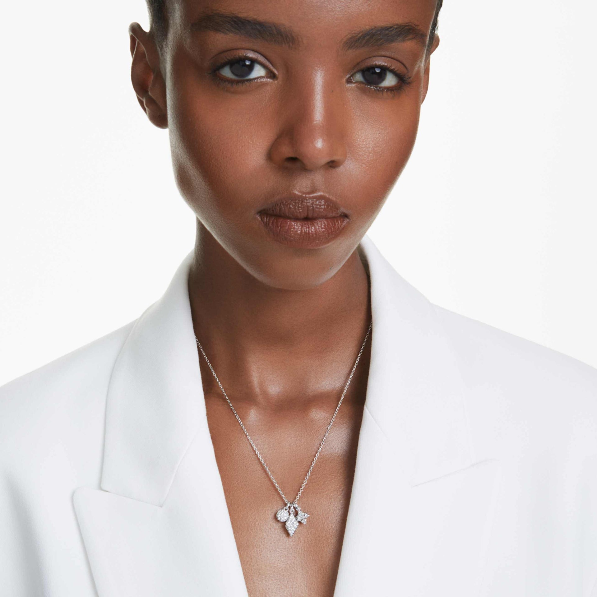 DEXTERA PENDANT ROUND CUT SPHERE AND CUBE WHITE RHODIUM PLATED