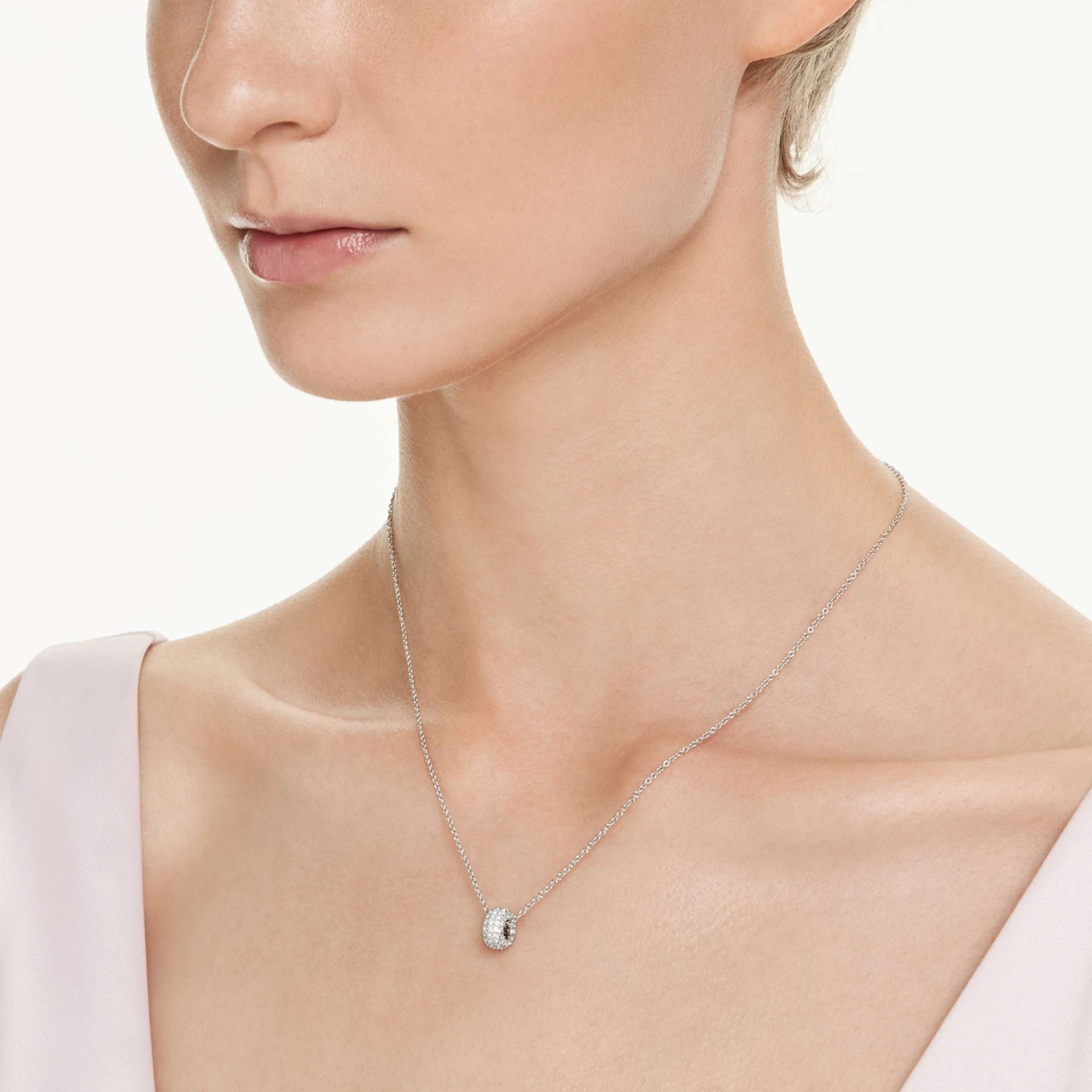 DEXTERA PENDANT WHITE RHODIUM PLATED