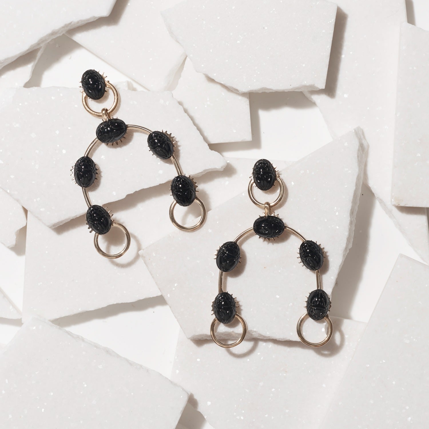 Highland Earring In Black Scarab