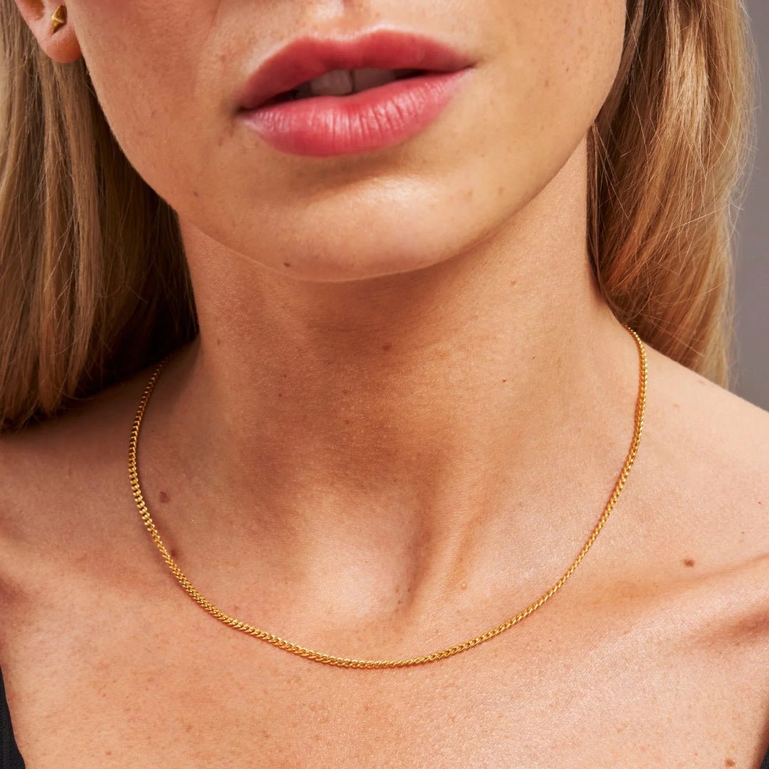 Gold Diamond Cut Curb Chain Necklace