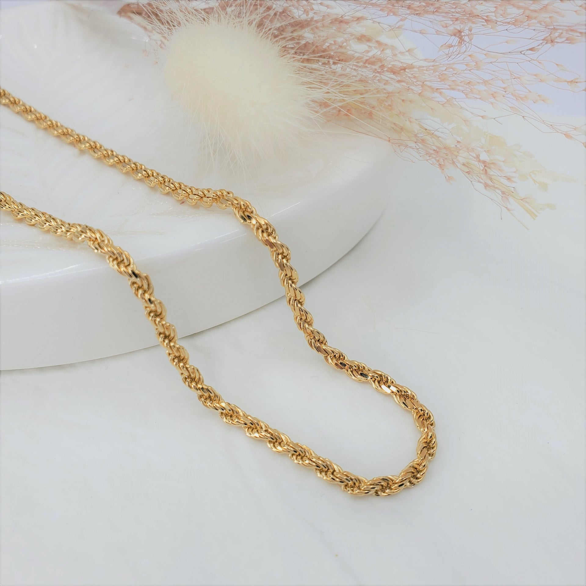Diamond Cut Rope Chain Necklace - Gold