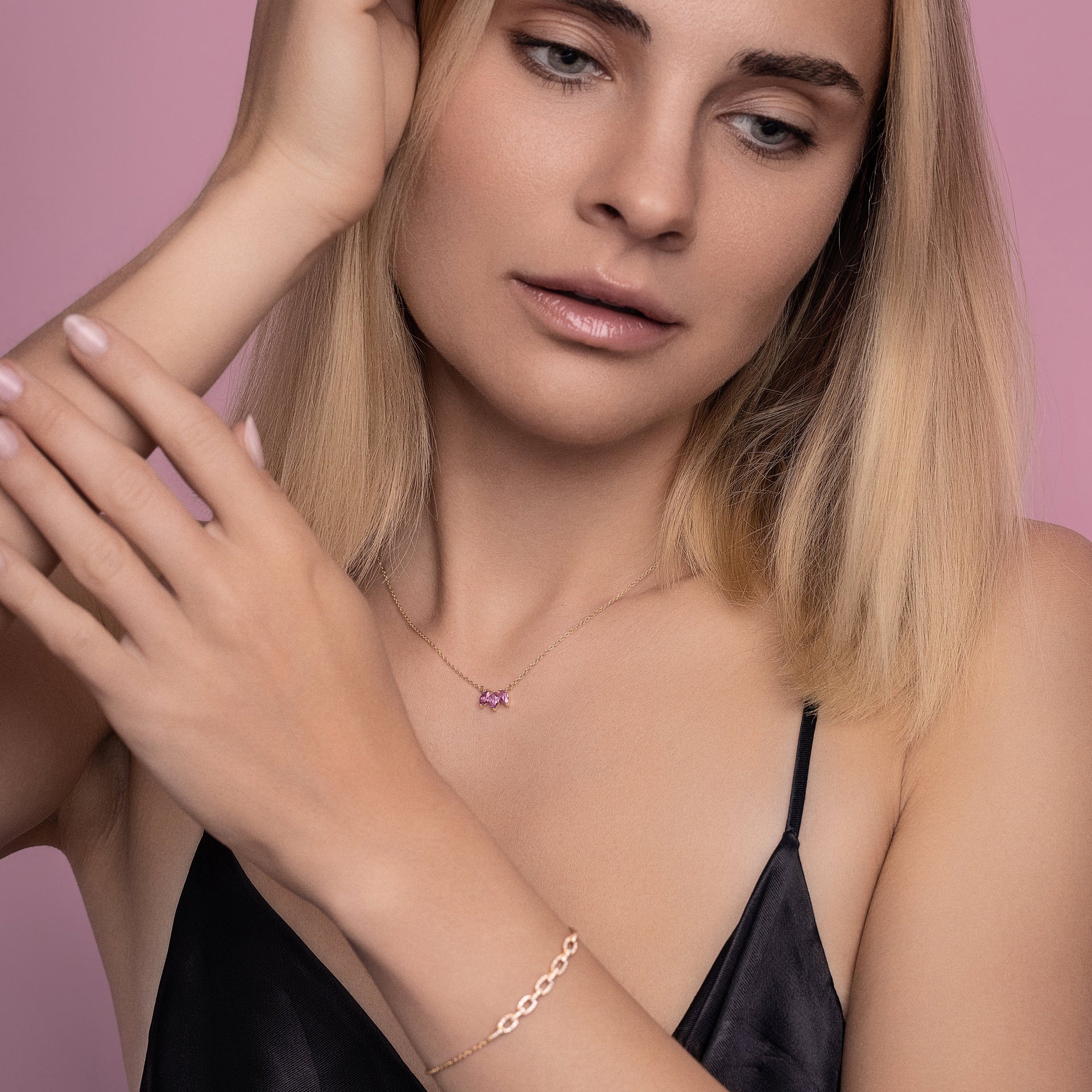 Diamond Oval Link Bracelet