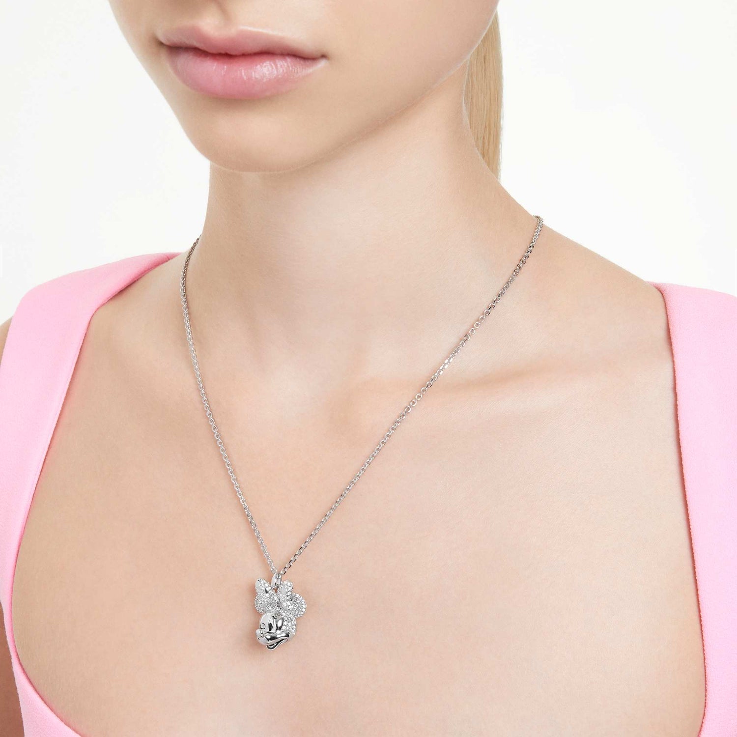 disney-minnie-mouse-pendant-swarovski