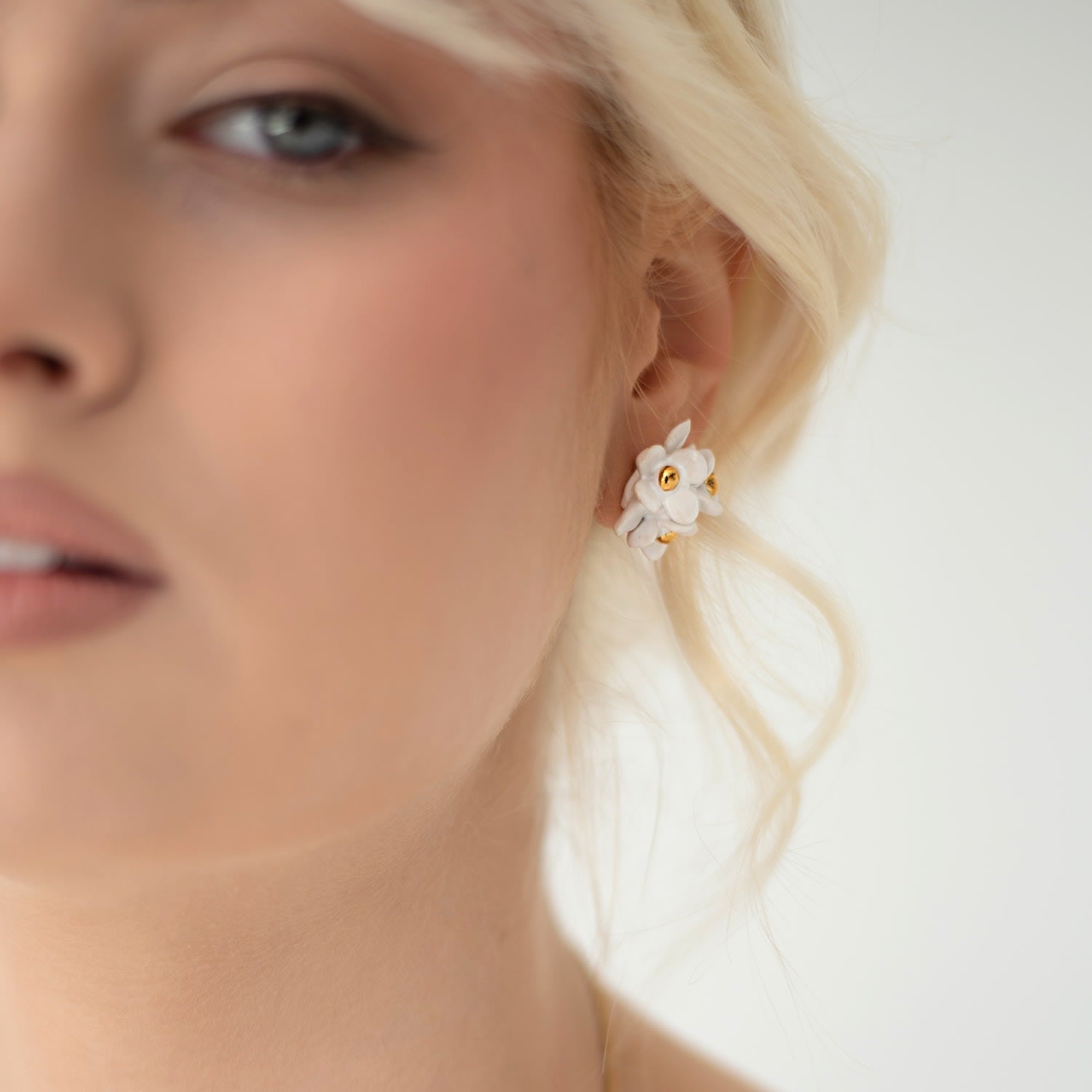 Don't Forget Me Flower Stud Earrings