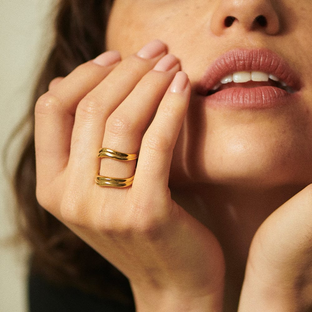 double-sandwave-ring-stack-18ct-gold-plated-daisy-london