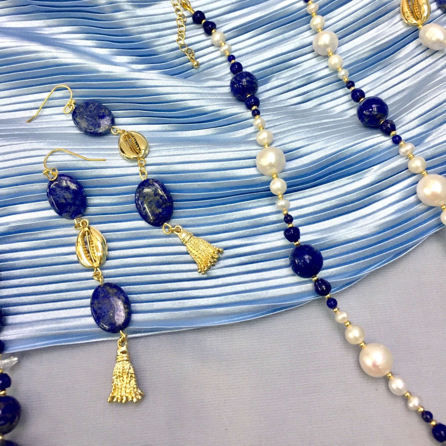 Oval Lapis With Shell Charm Elongated Earrings