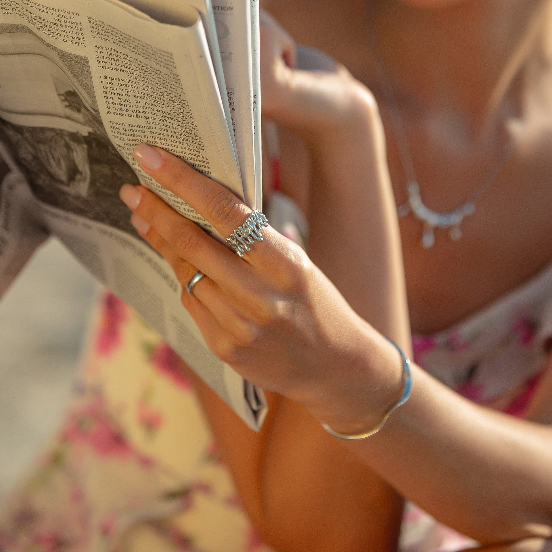 Elegance Silver Wavy Ring