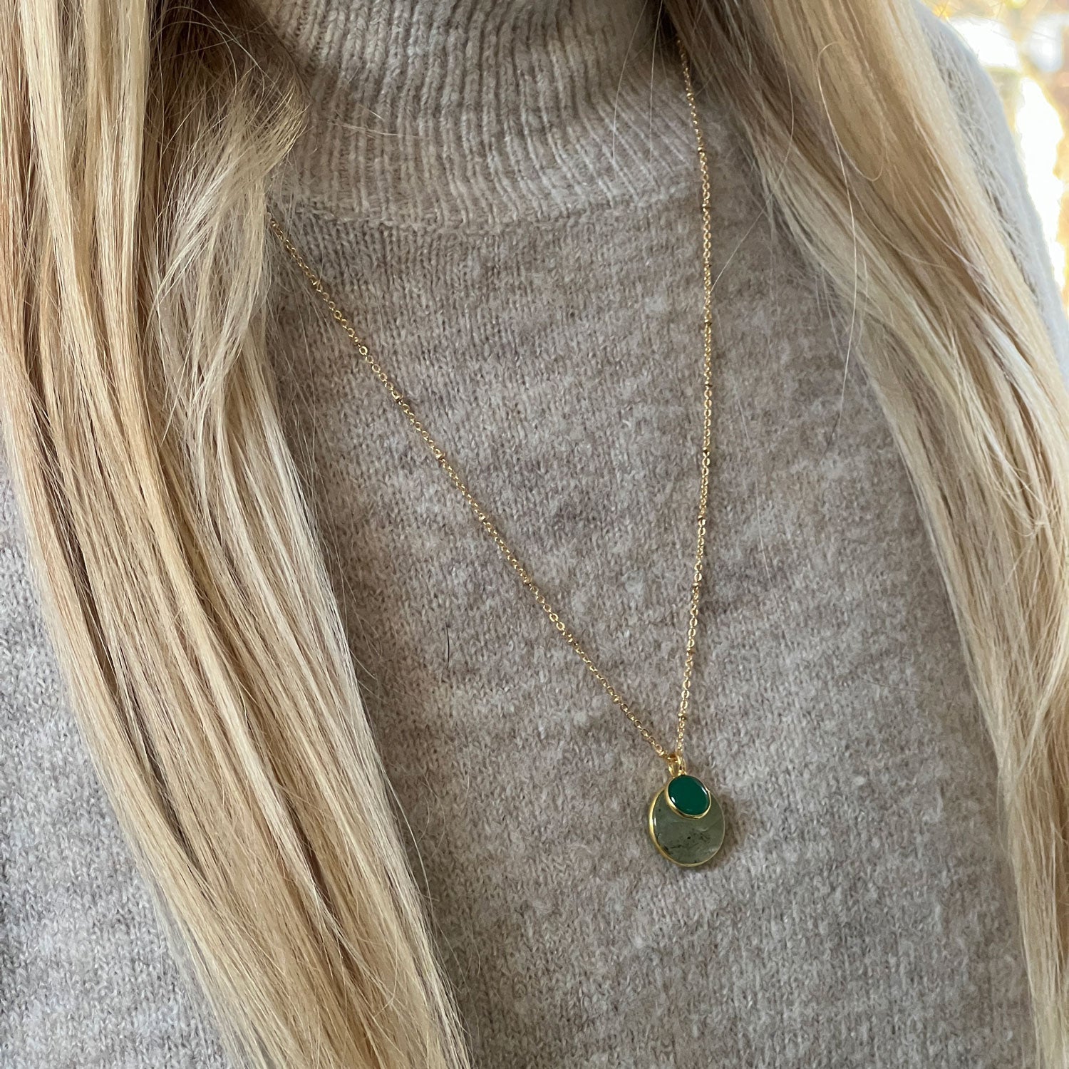 Duo Green Dreams Pendant On Long Satellite Chain