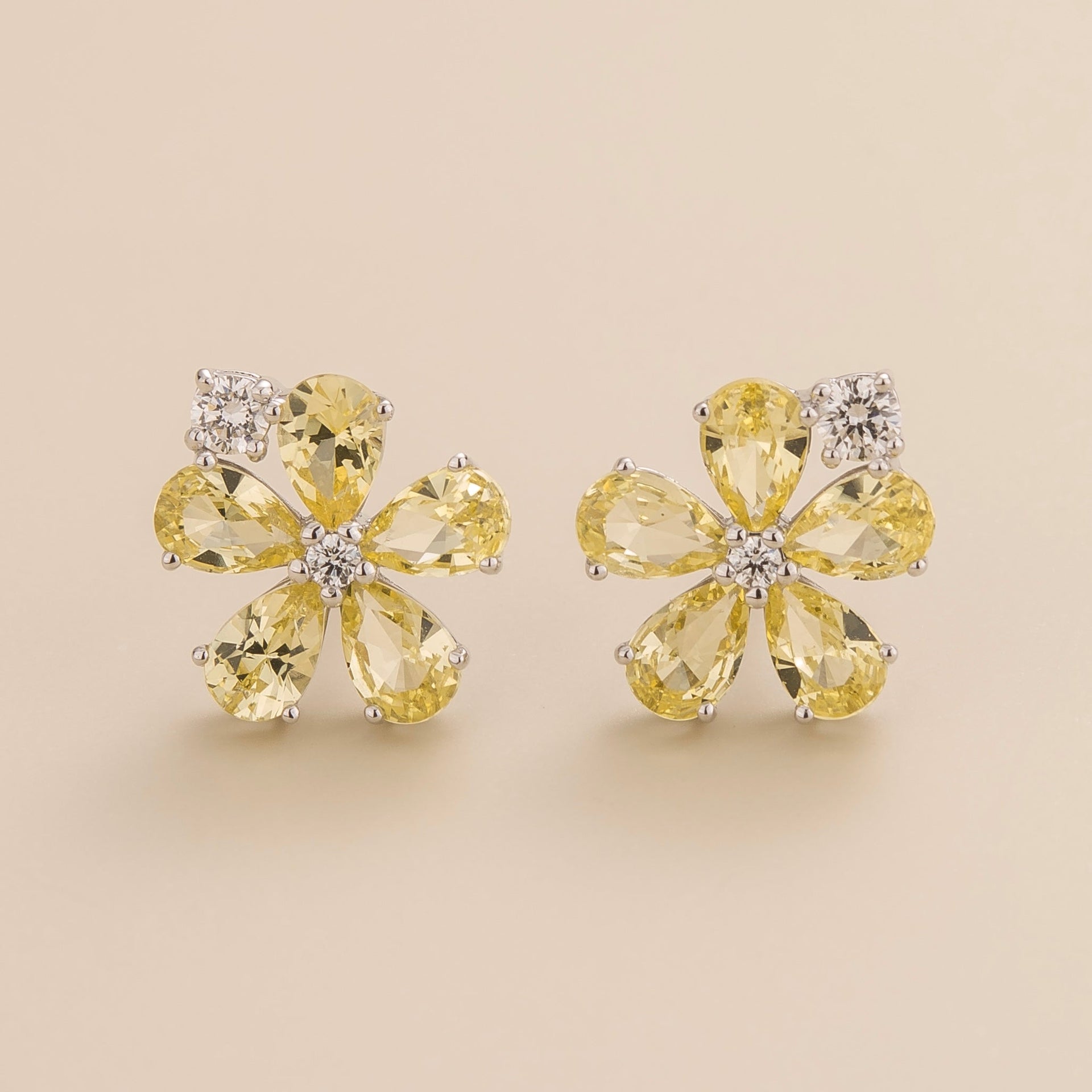 Florea White Gold Earrings Diamond & Yellow Sapphire