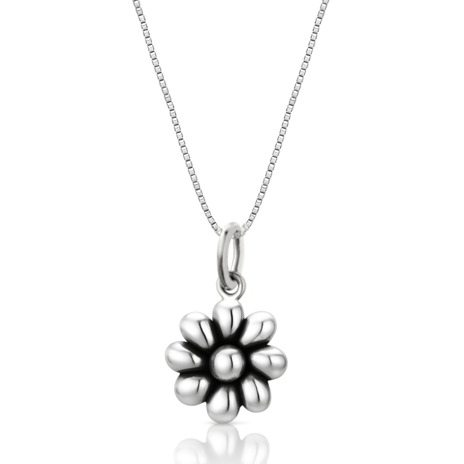 Elegant Flower-Shaped Necklace In Sterling Silver
