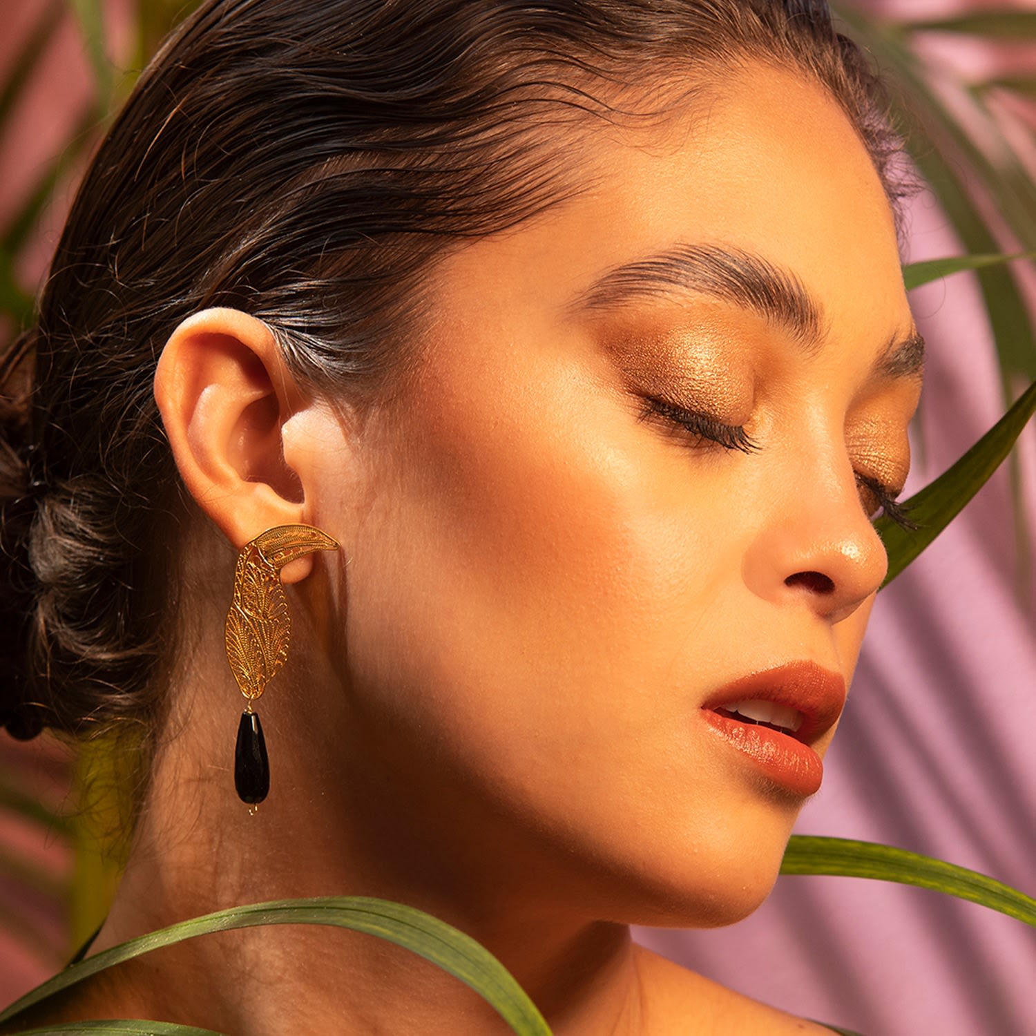 Tropicalia Golden Toucan With Black Agate