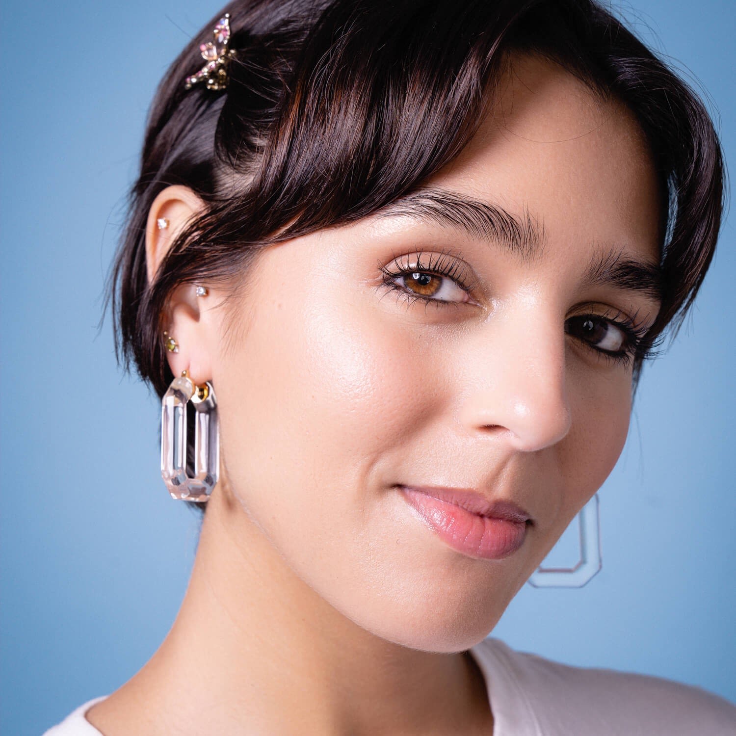 Emerald Gemstone Lucite Hoop Earrings In Clear