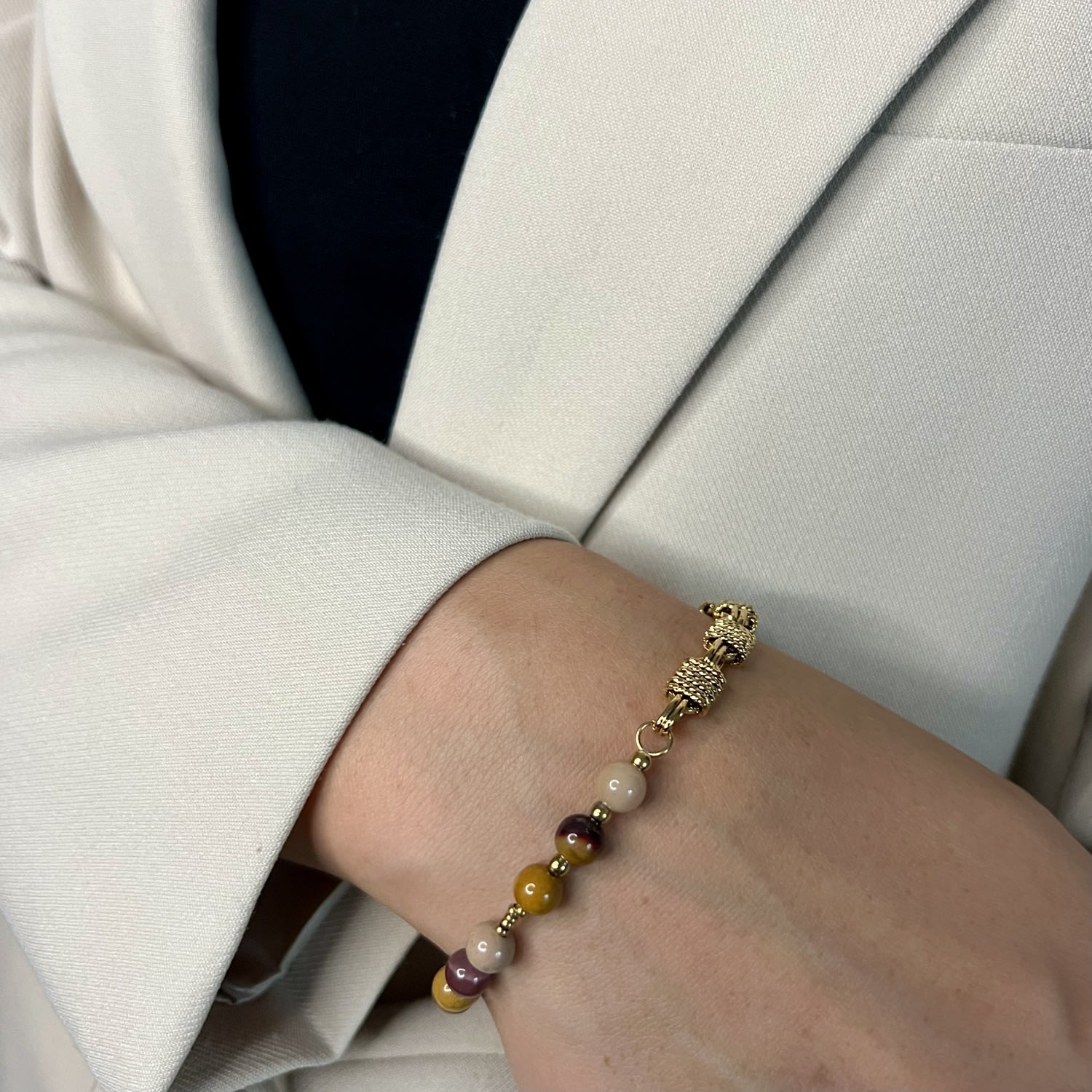 Empowered Geometric Natural Agate Beads Gold Plated Chain Bracelet