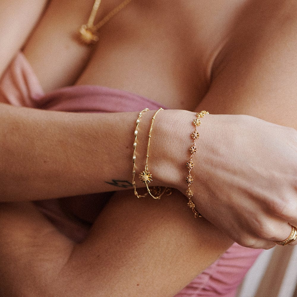 english-daisy-drop-bobble-bracelet-18ct-gold-plated-925-sterling-silver-daisy-london