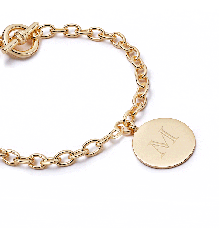 engravable-medallion-bracelet-18ct-gold-plated-daisy-london