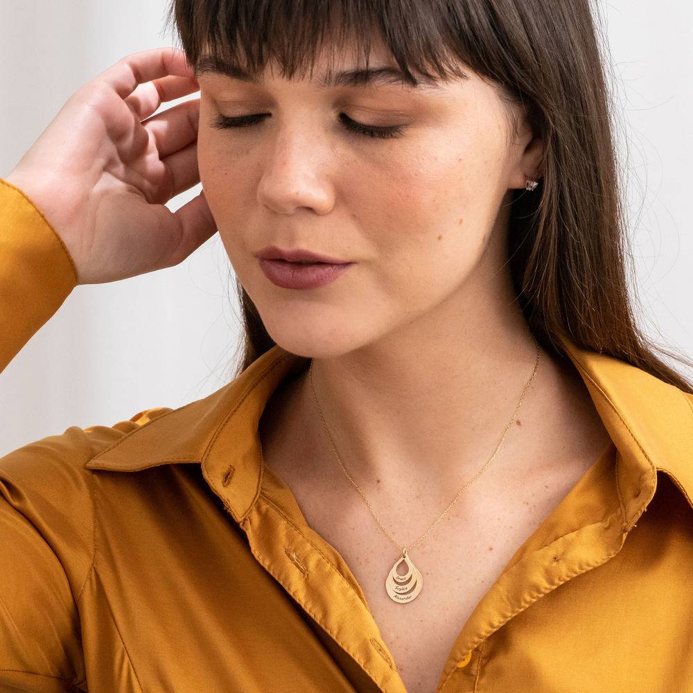 Great Gifts for Mom - Engraved Family Necklace Drop Shaped in Gold 10K