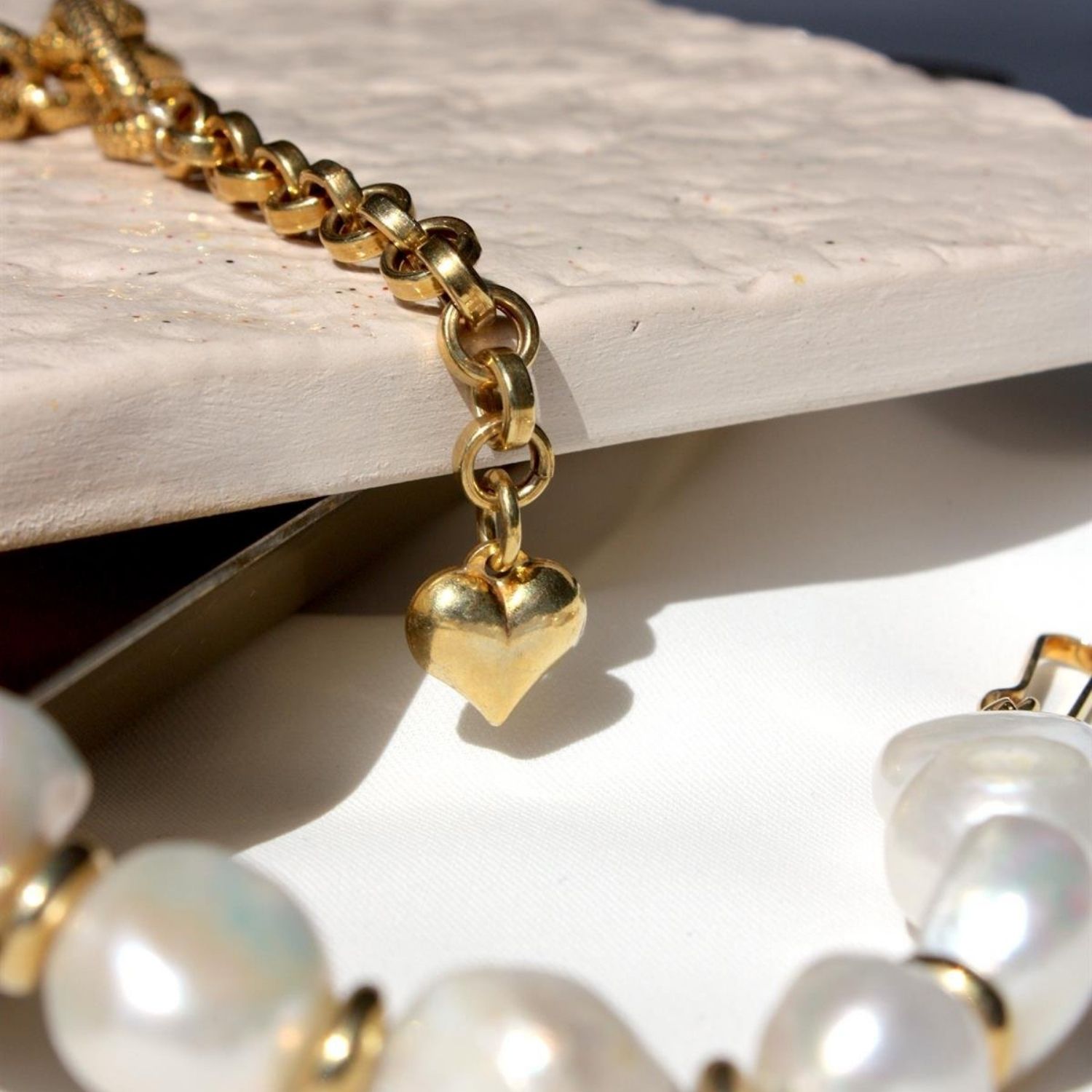 Enna Chain Baroque Pearl Necklace