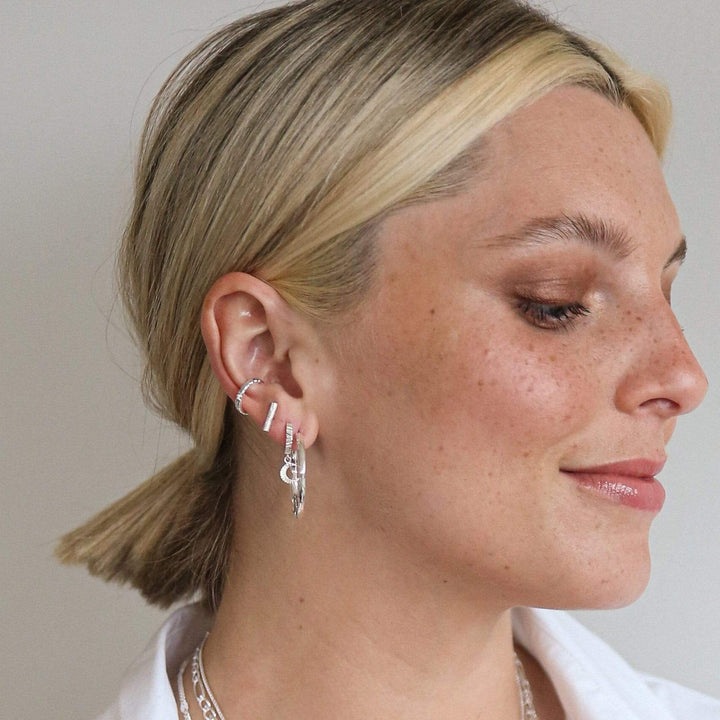 estee-lalonde-goddess-glow-hoop-earrings-925-sterling-silver-daisy-london