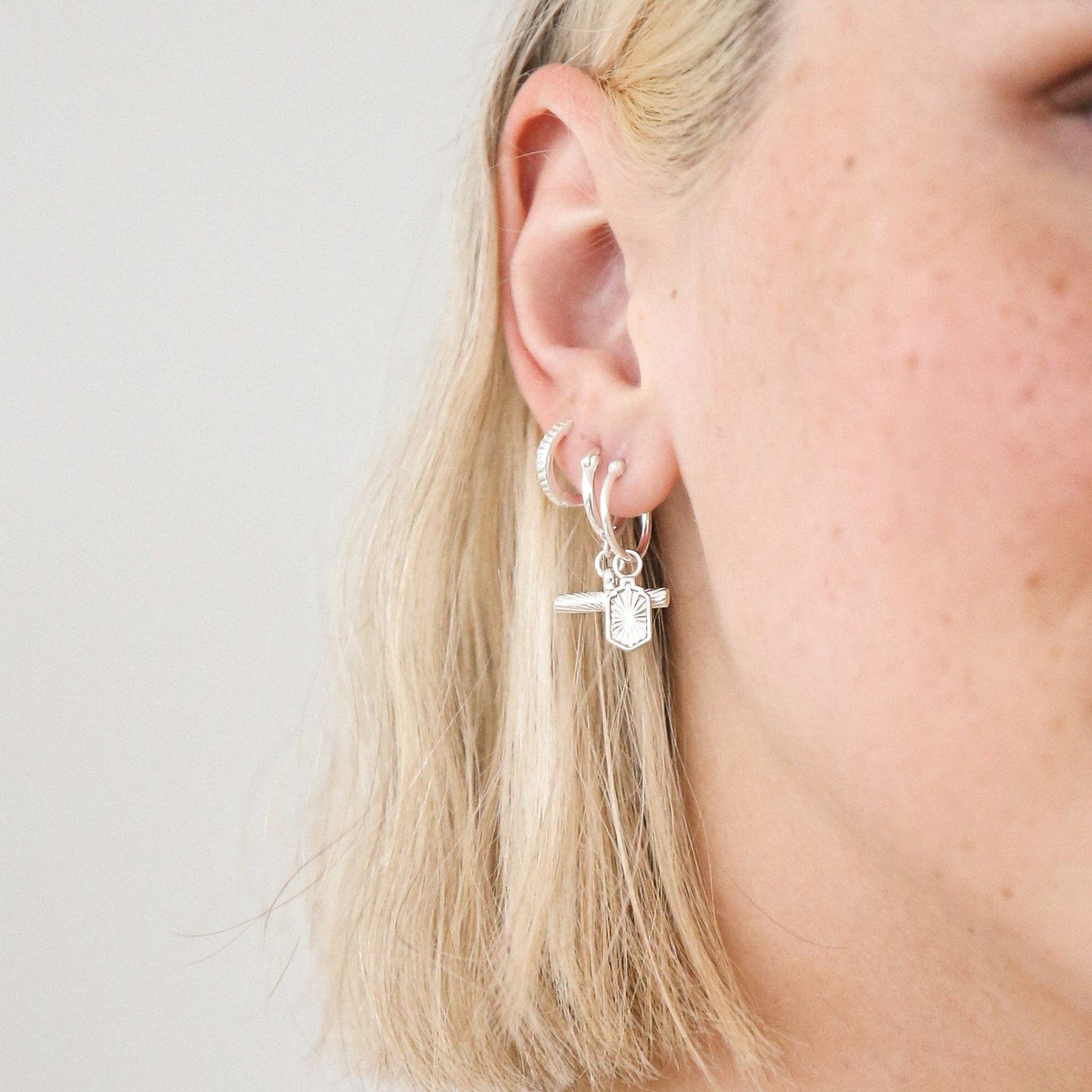 estee-lalonde-sunburst-shield-charm-earrings-925-sterling-silver-daisy-london