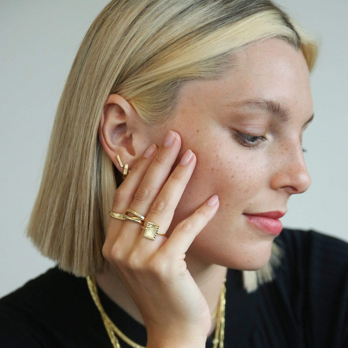 estee-lalonde-trinity-ring-18ct-gold-plated-sterling-silver-daisy-london