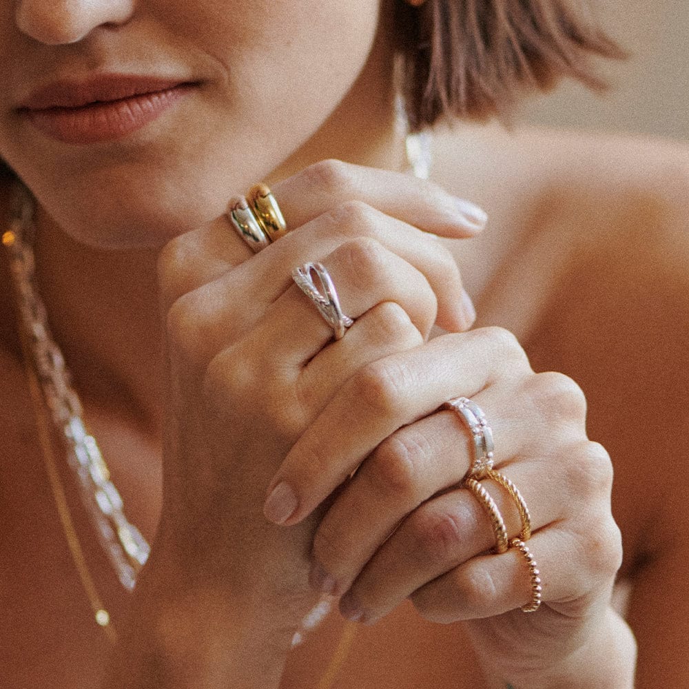 estee-lalonde-trinity-ring-925-sterling-silver-daisy-london