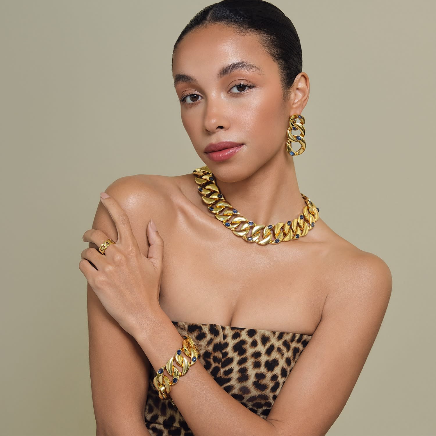 Estelle Earrings Pierced