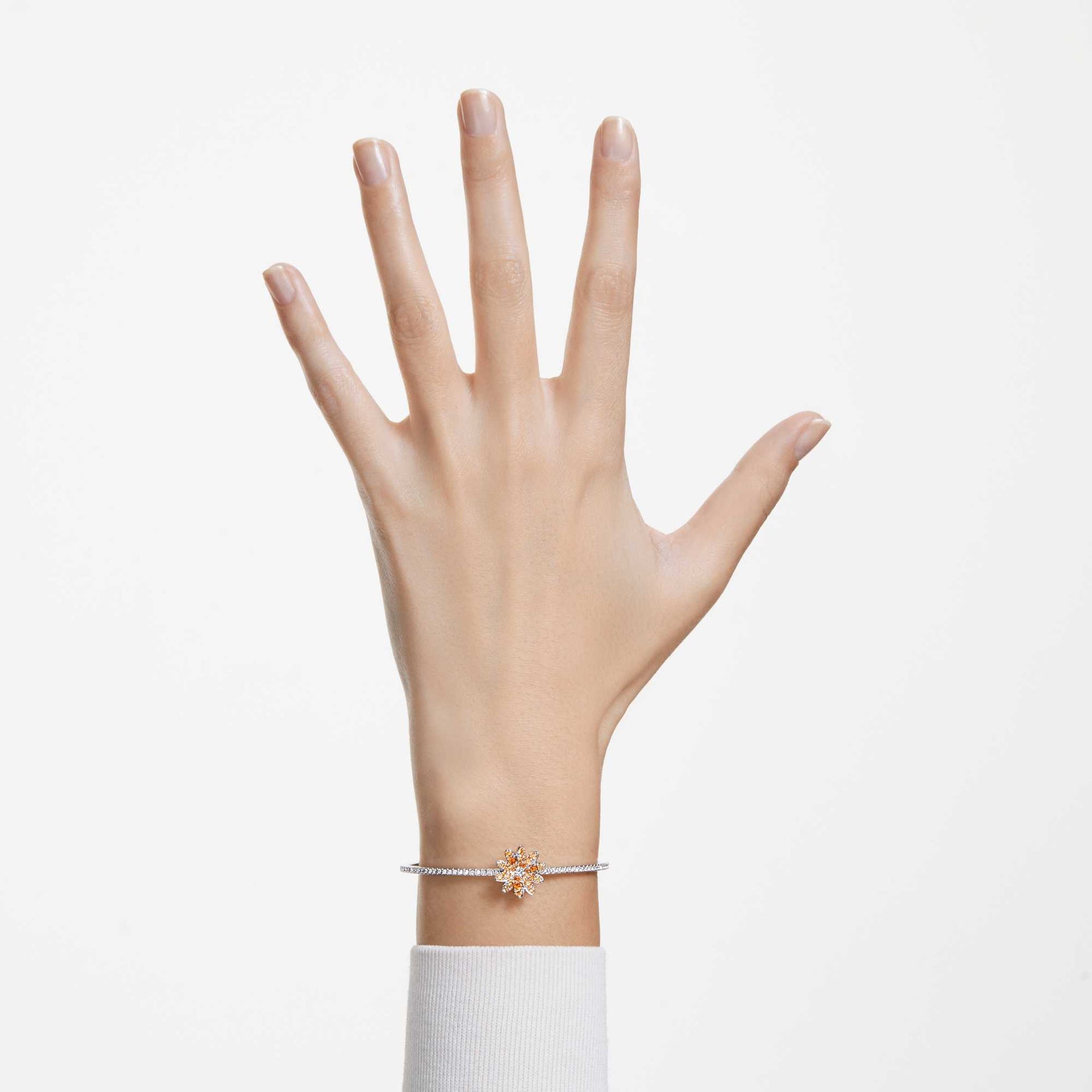 eternal-flower-bangle-swarovski