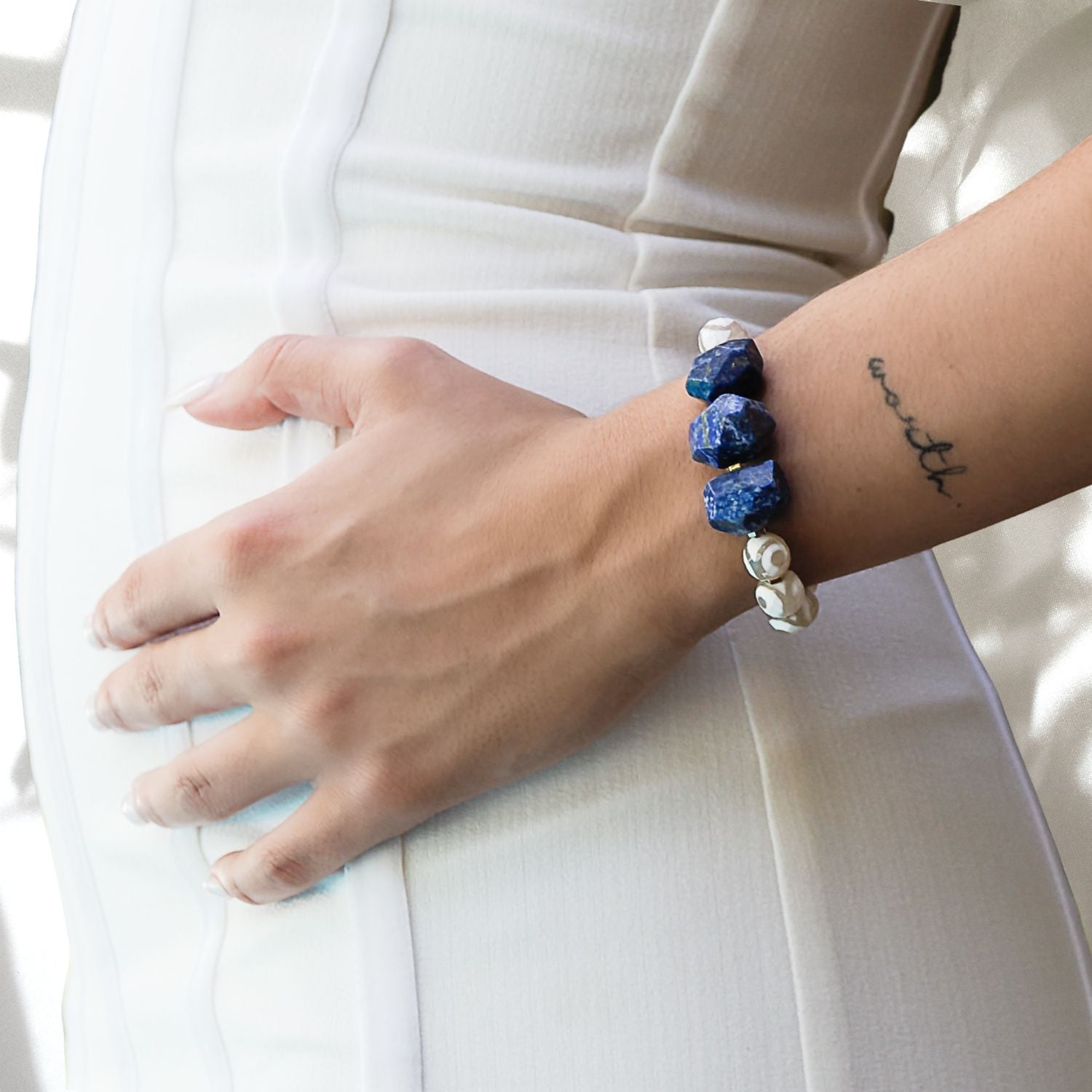 Eye Of Love Chunky Lapis Lazuli Beaded Bracelet - Blue