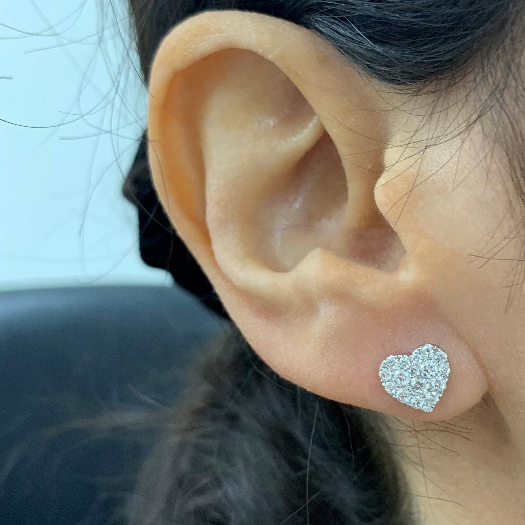 14k Gold & Diamond Heart Stud Earrings