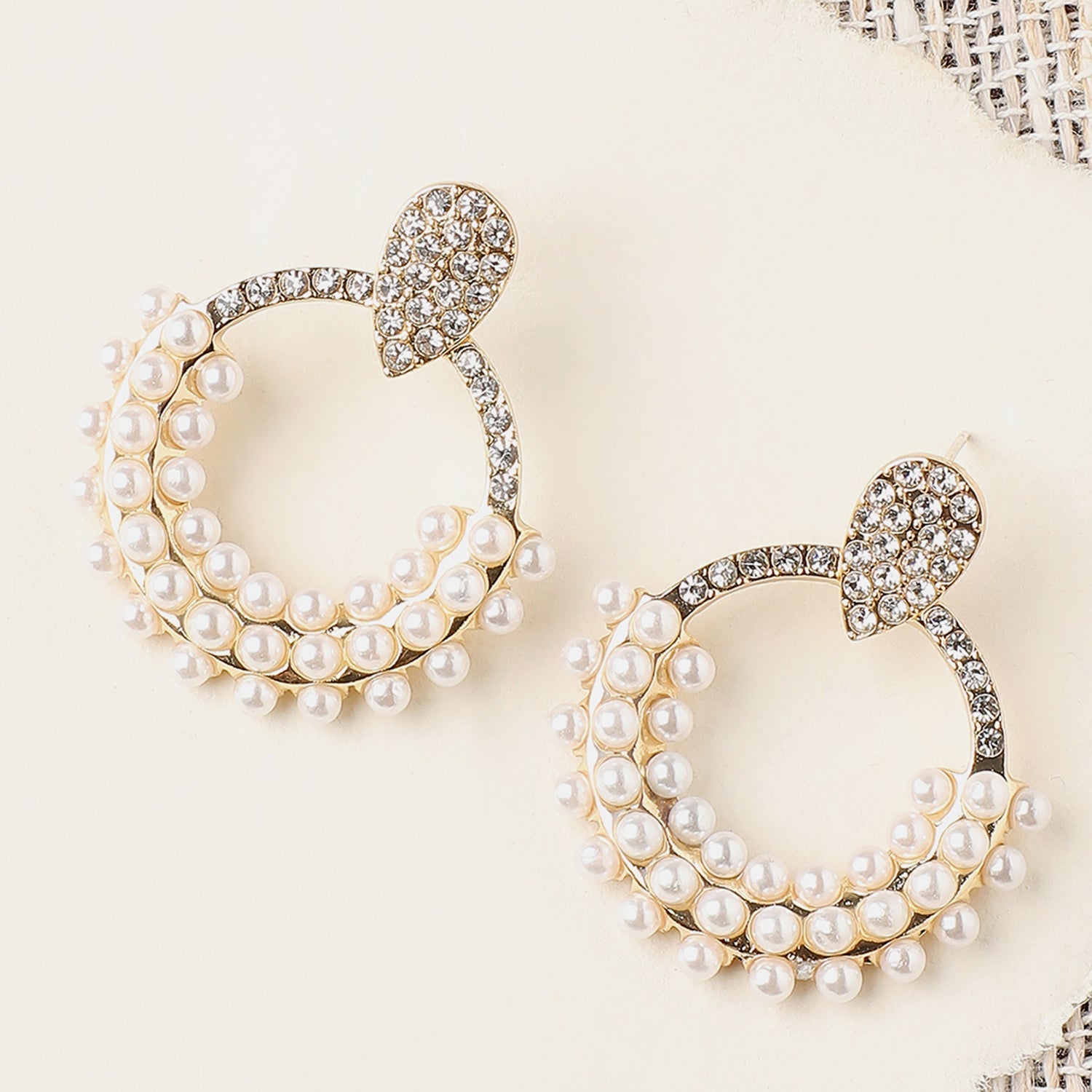 Gold Color Gold Plated Party Designer Stone And Pearls Drop Earring For Women's