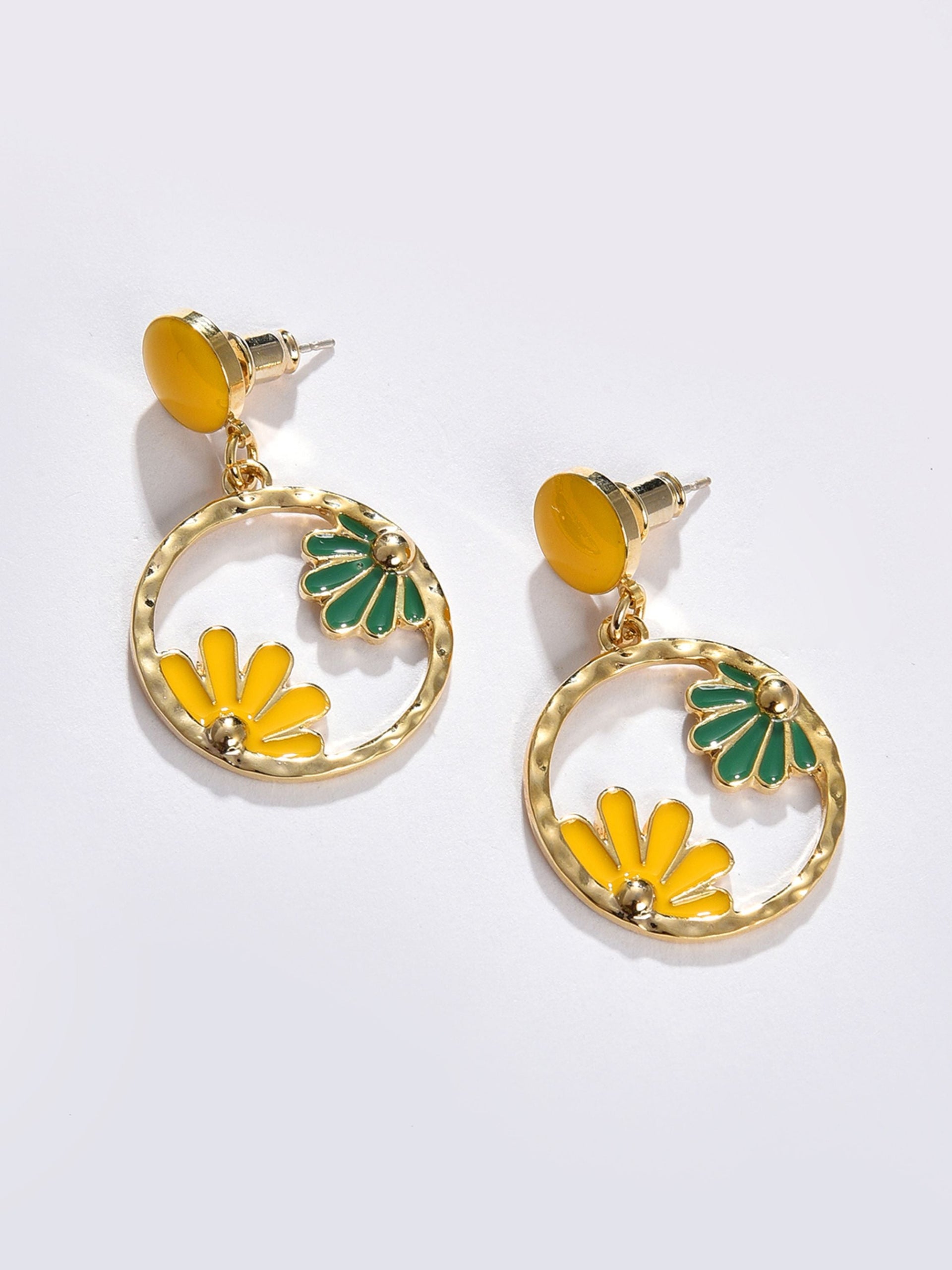 Multicoloured Contemporary Studs Earrings