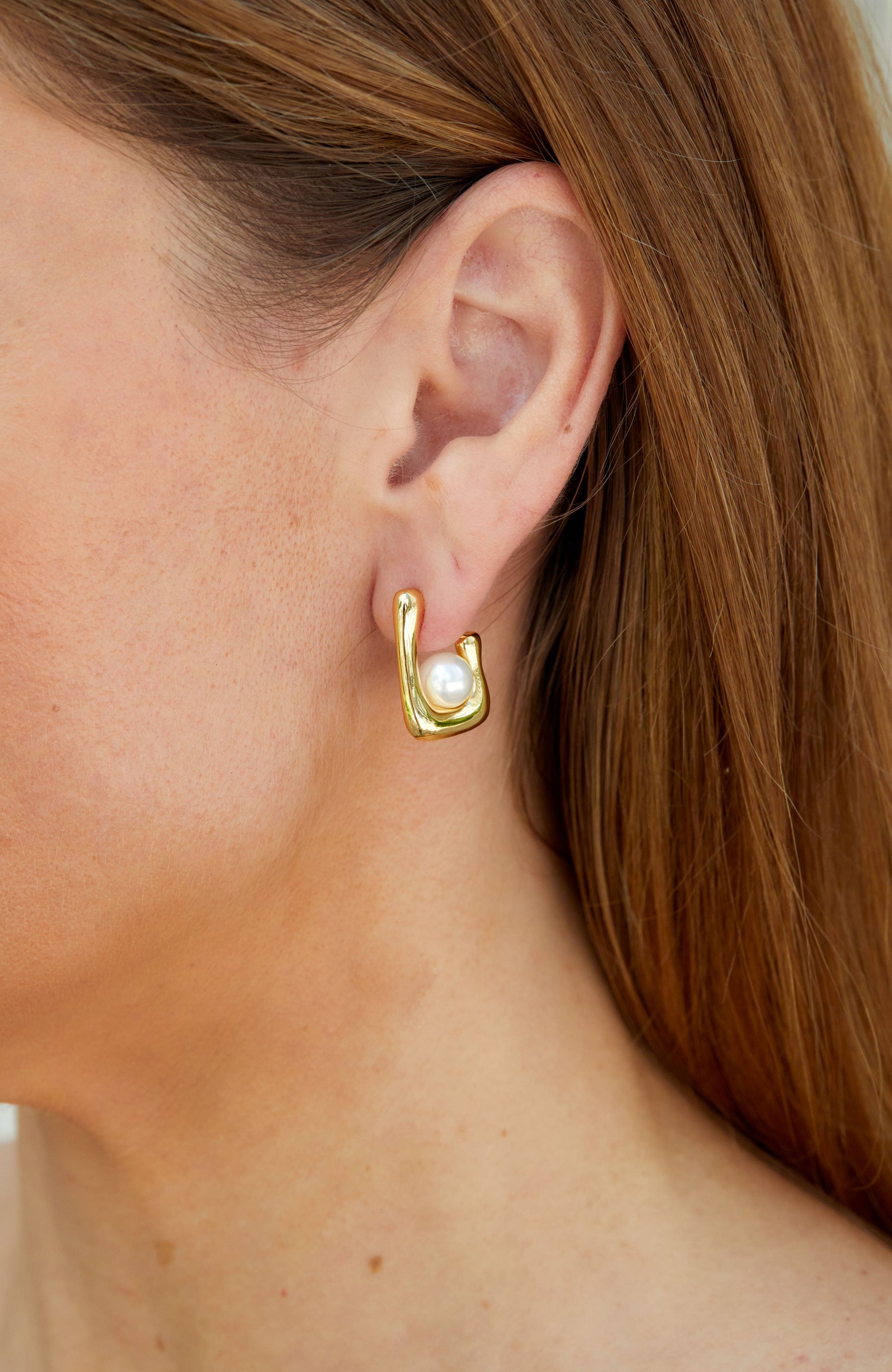 18K Plated Pearl Hoop Earrrings