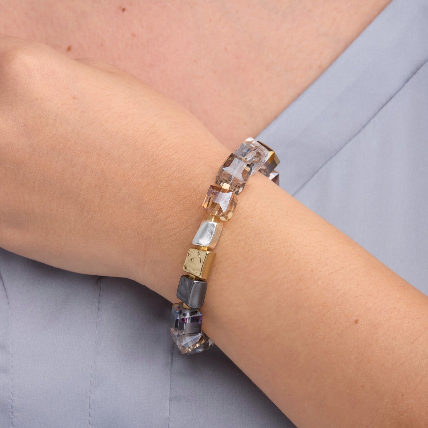 Faceted Bead & Stone Gold Bracelet