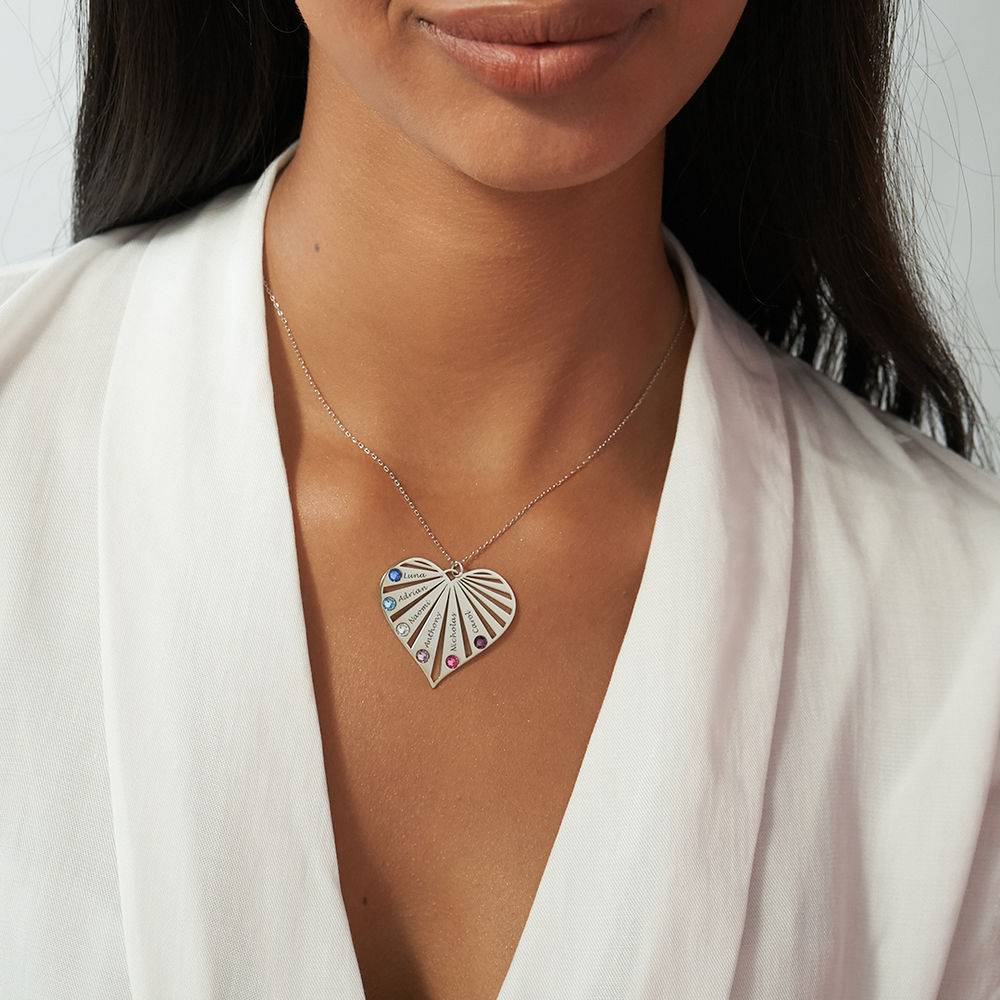 Family Necklace with Birthstones in 10k White Gold
